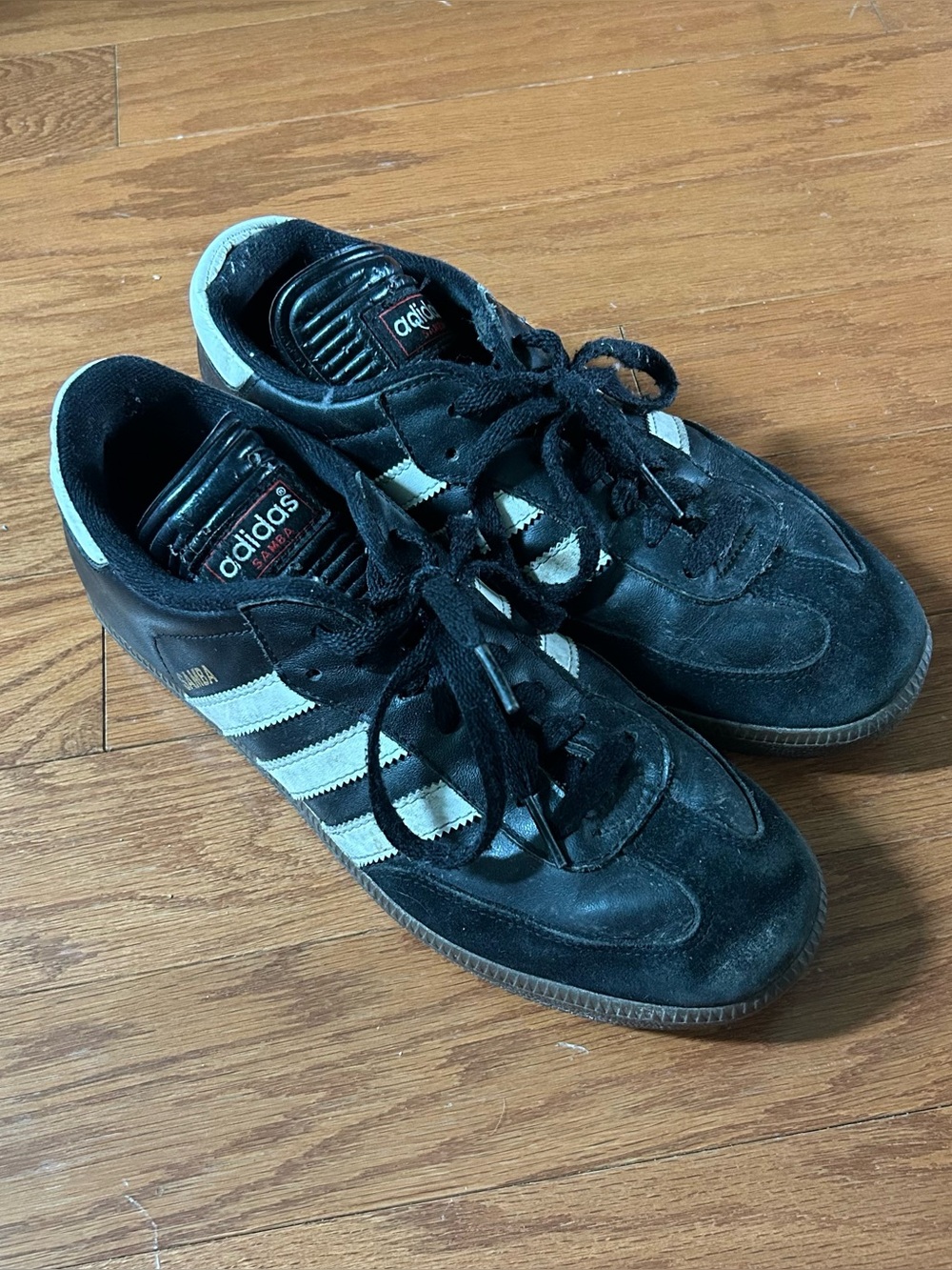 Adidas Sambas